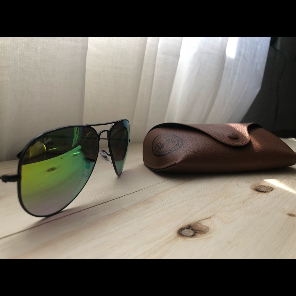 Large Ray Ban Aviators